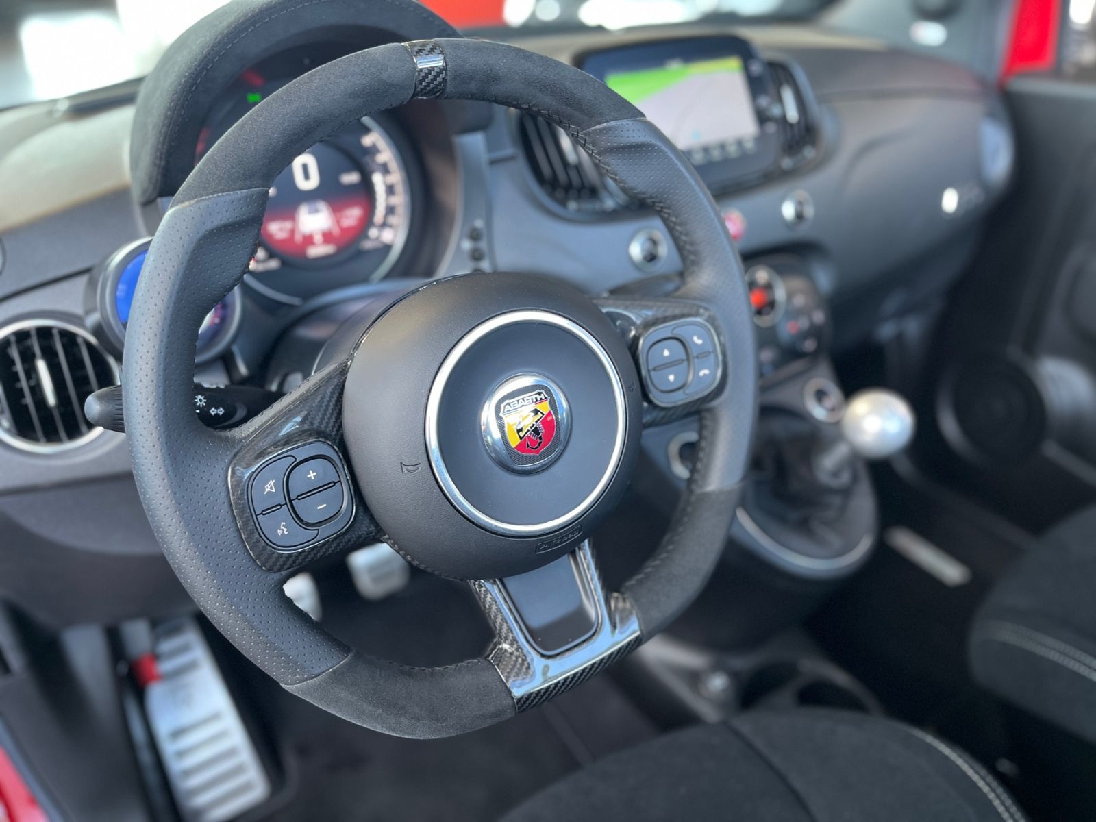 Fahrzeugabbildung Abarth 695C NUR 2.000KM!!! BEATS NAVI ALU