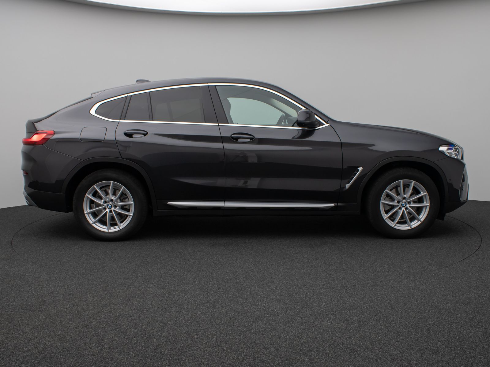 Fahrzeugabbildung BMW X4 xD20d 360°DAB HiFi Fernlichtassist AHK Sport