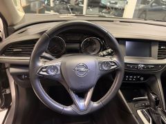 OPEL Insignia Edition HEAD/AUTOMATIK/AHK/PDC/SHZ/TOP