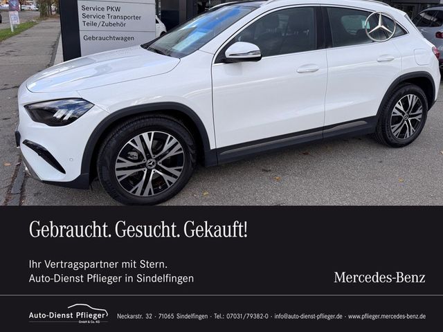 MERCEDES-BENZ GLA 200*Panodach*LED*Rückfahrkamera*Easy-Pack*
