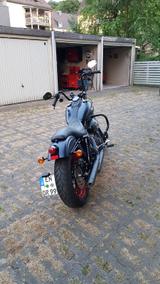 Harley-Davidson Street Bob FXDB Spezial - Harley-Davidson Motorräder in Bochum