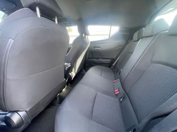 Toyota C-HR - 9