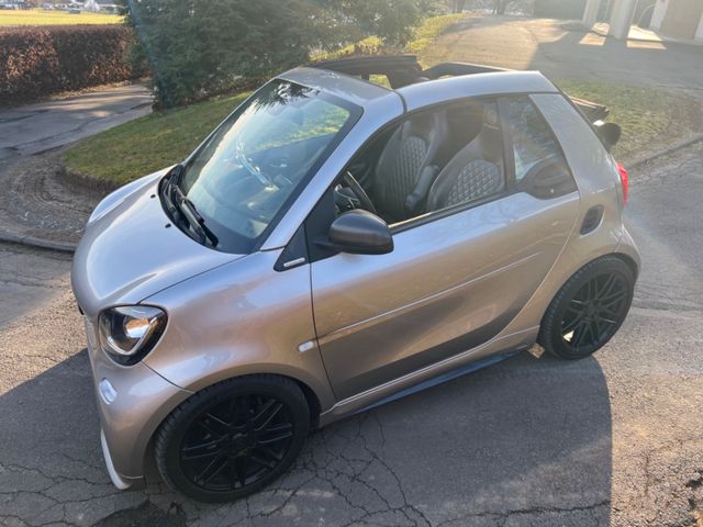 Smart ForTwo Cabrio Brabus 15 Anniversary LEDER NAVI