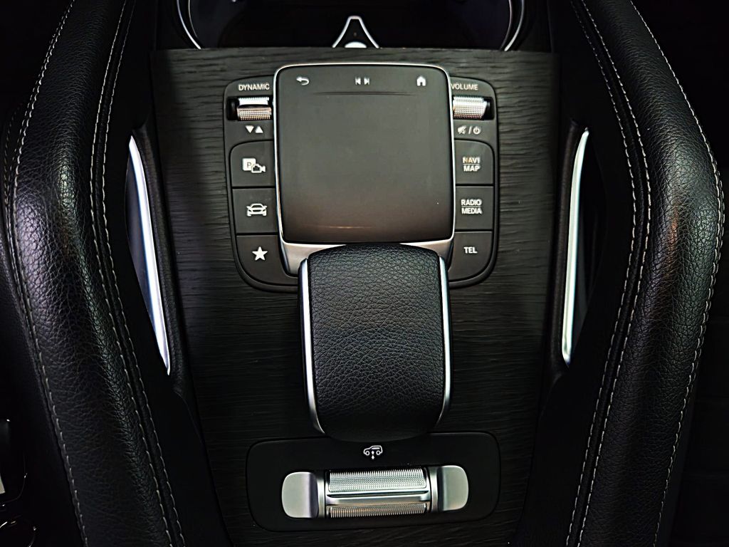 Mercedes-Benz GLE 300 d 4M*AMG*AIRM*PANO*MBEAM*BURM*DISTR*KAM*