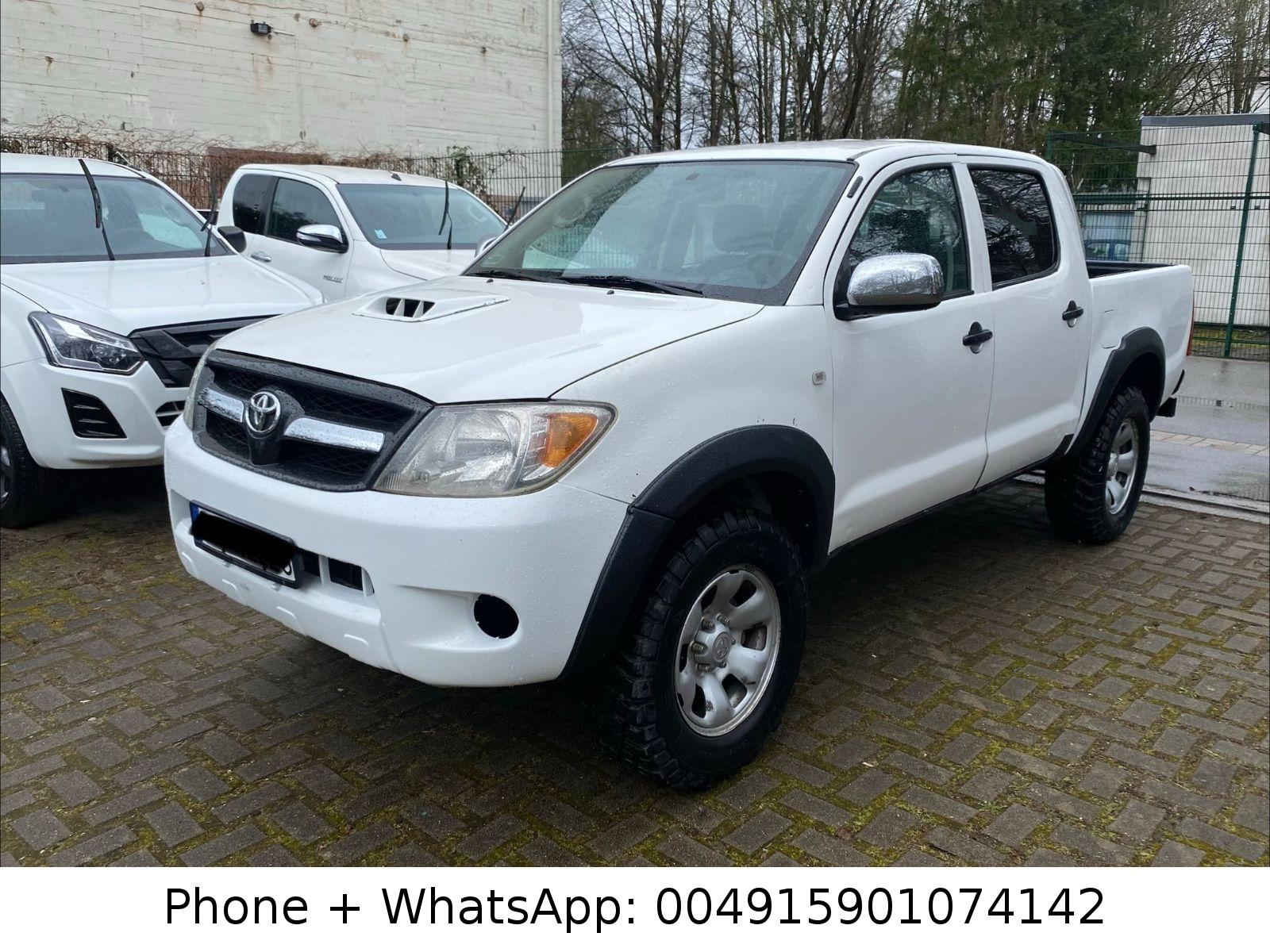 Toyota Hilux 2.5 D 5L 4x4  klima AHK   dDST87