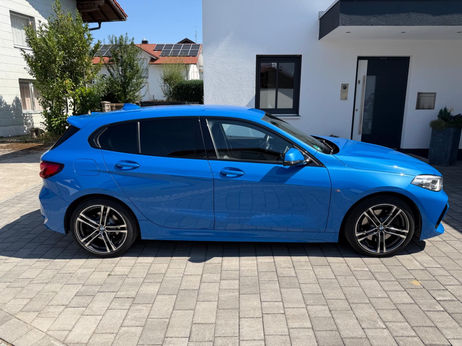 BMW 120