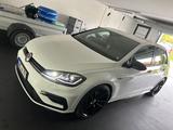 Volkswagen Golf 2.0 TSI DSG 4MOTION R R - gebrauchte Limousinen in Heilbronn