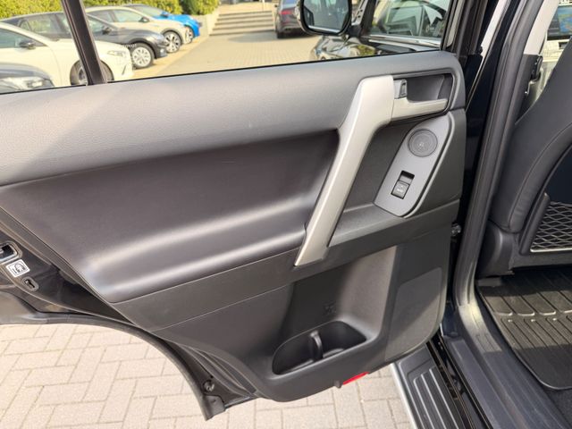 Toyota Land Cruiser Executive Vollausstattung
