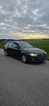 Audi A4 B8.5 2.0L TDI - Audi A4 mit Diesel-Antrieb: Kombi, 2.5