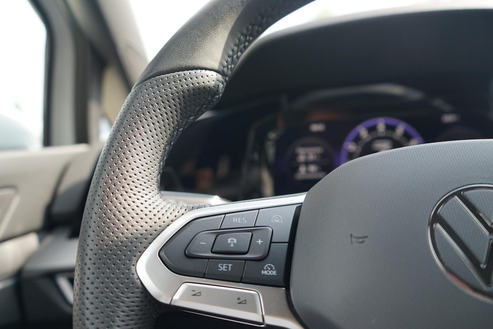 Volkswagen Golf VIII Variant 1.5 TSI R-Line LED Navi ACC, миниатюра 18