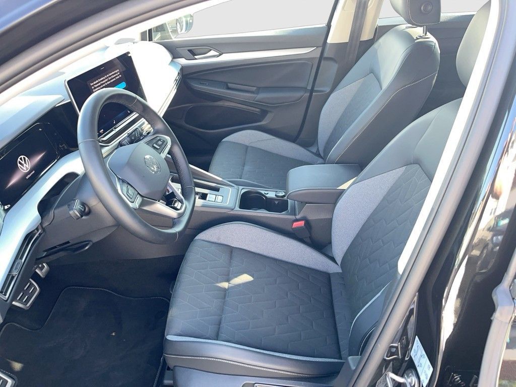 Volkswagen Golf - Bild 11