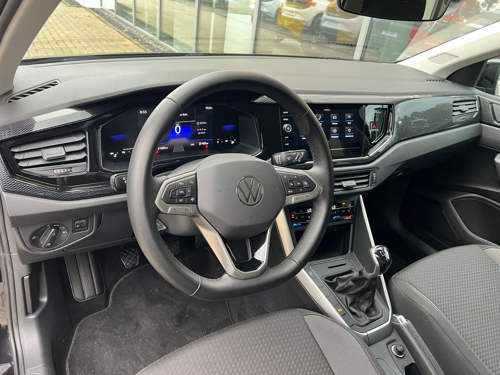 Fahrzeugabbildung Volkswagen Polo Life 1.0 *LED, Climatronic, Sitzhzg., AppCo