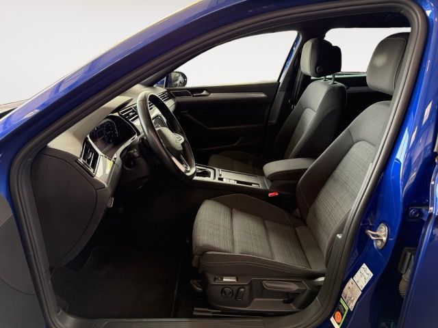 Volkswagen Passat Variant - Bild 9