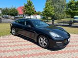 Porsche Panamera 4 - - Porsche Panamera aus 2010