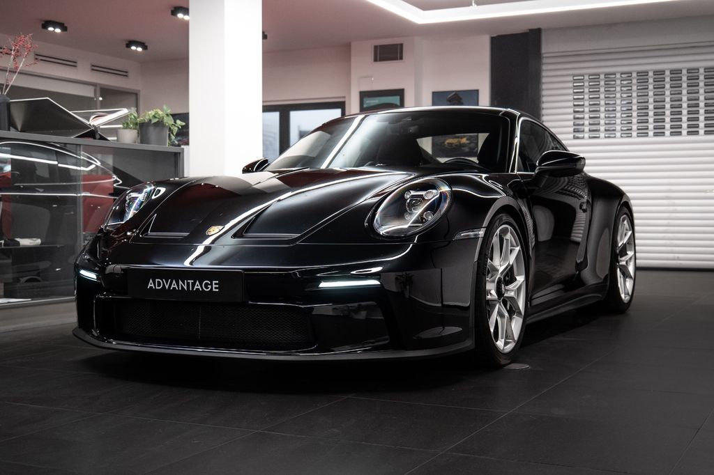 Image of Porsche 992