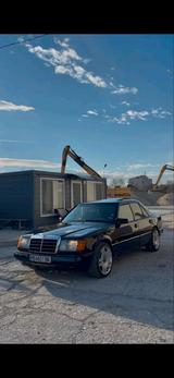 Mercedes-Benz Mercedes 200 E  W124 benzin und LPG - Mercedes-Benz 200 in Bochum