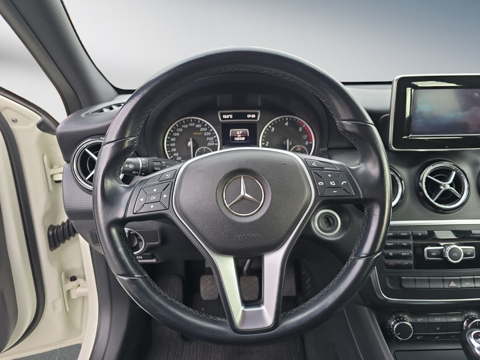 Fahrzeugabbildung Mercedes-Benz A 180 CDI /d BlueEfficiency/Sportsitze Klima/ALU