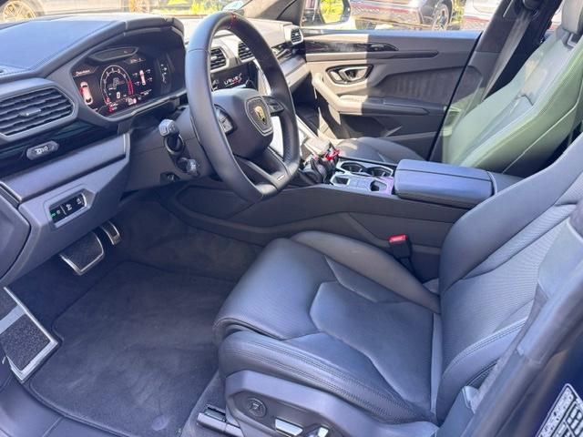 Lamborghini Urus S Nero-Matt/Black/23"/B&O/Garan – 11