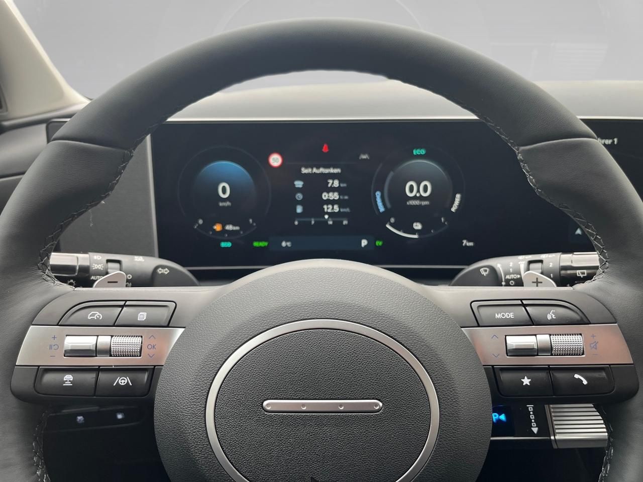 Fahrzeugabbildung Hyundai TUCSON Trend LED-Paket SHZ*LHZ*NAVI*KAMERA*