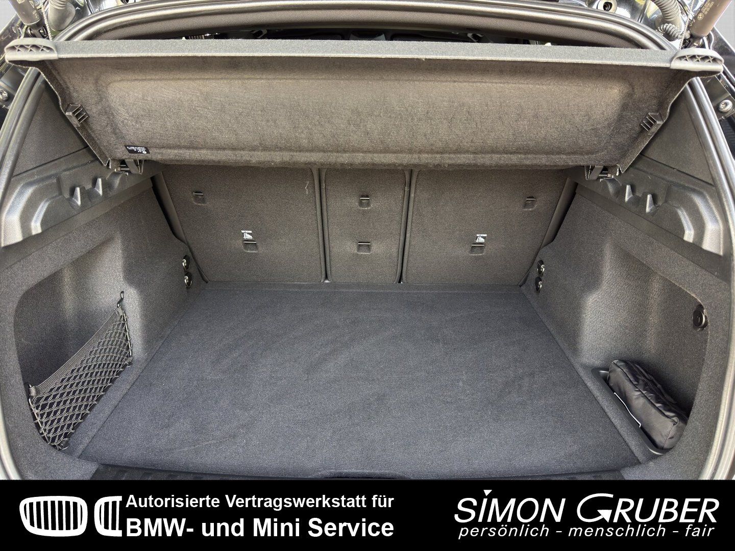 Fahrzeugabbildung BMW X1 xDrive23i M Sport Pro Pano HUD H&K Leder AHK
