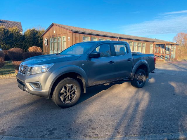 Nissan Navara NP300 Acenta Double Cab 4x4