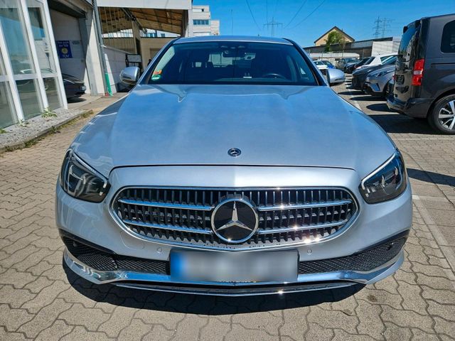 MERCEDES-BENZ E Klasse 200 Baujahr 2021