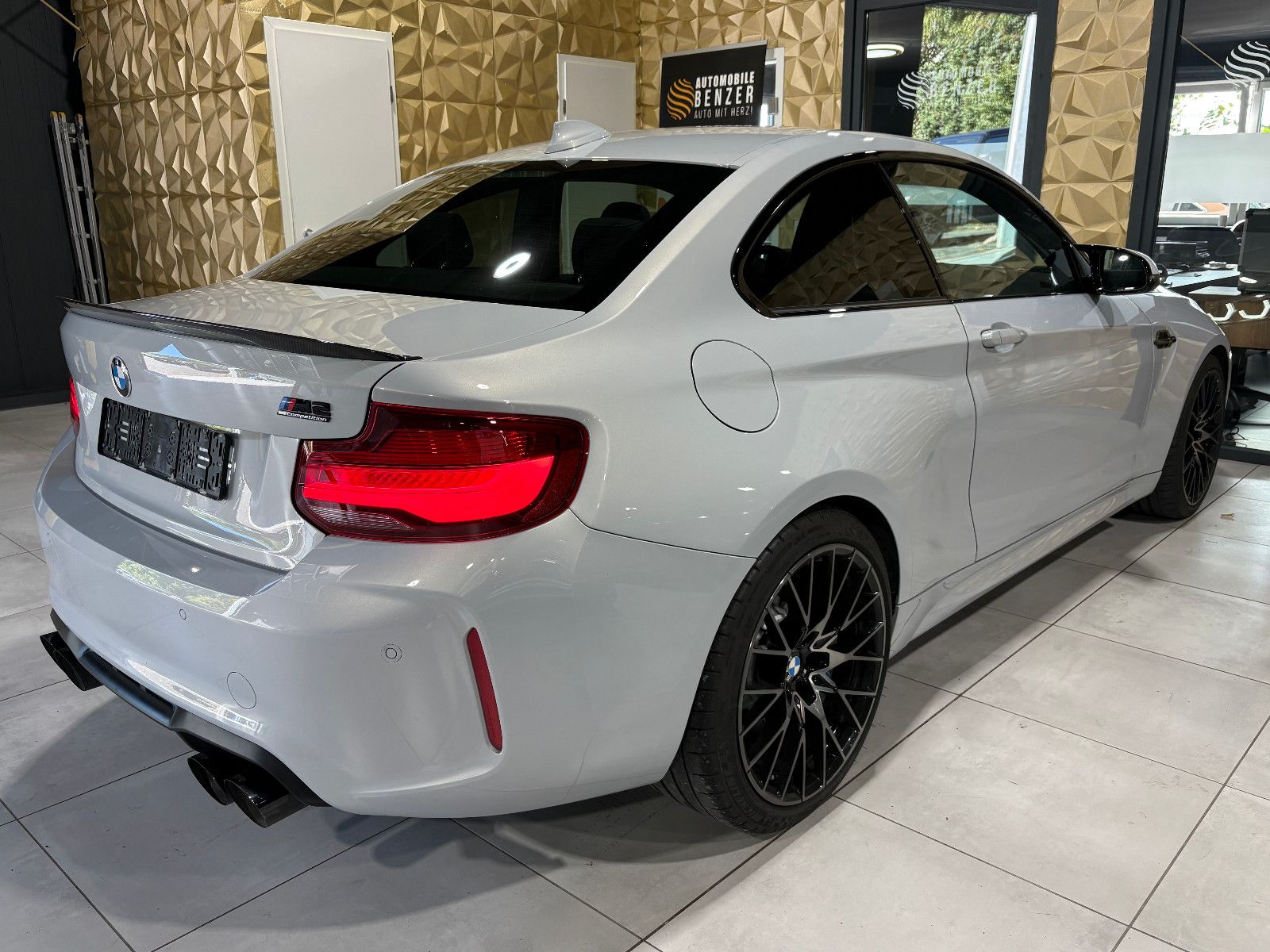 Fahrzeugabbildung BMW M2 Coupe Competition/MEMORY/CARBON/NAVI/PDC