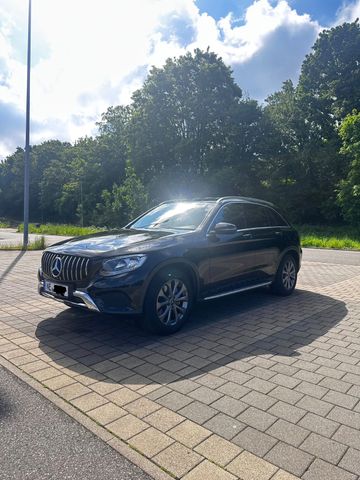 MERCEDES-BENZ GLC 250 4MATIC Autom. -
