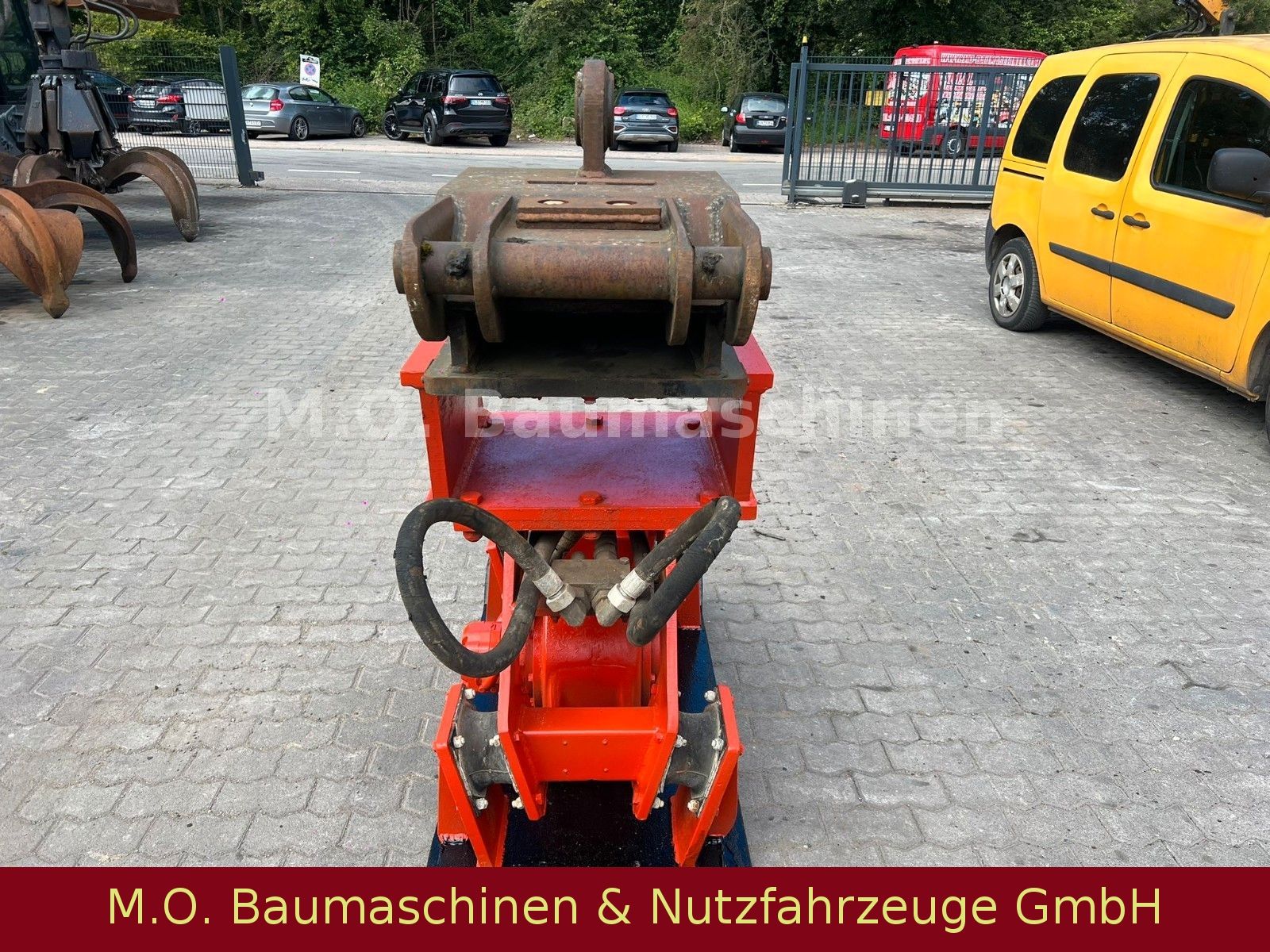 Fahrzeugabbildung Andere ALLU / Rüttelplatte / 20-25 Tonnen /