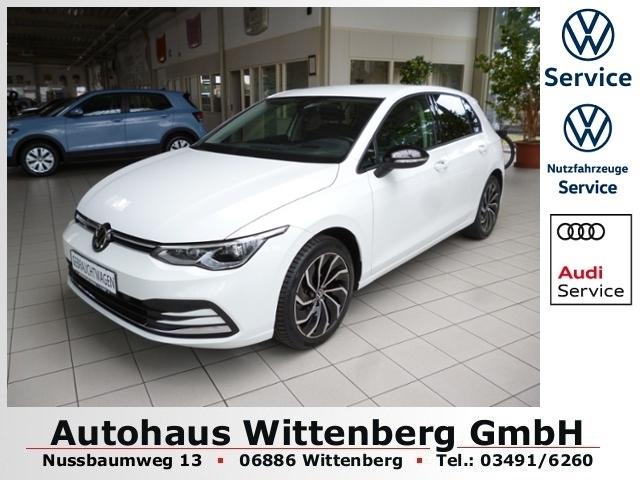 Volkswagen Golf VIII 1.5 eTSI/DSG*Move*LED*AZV*HuD*ACC*NAVI