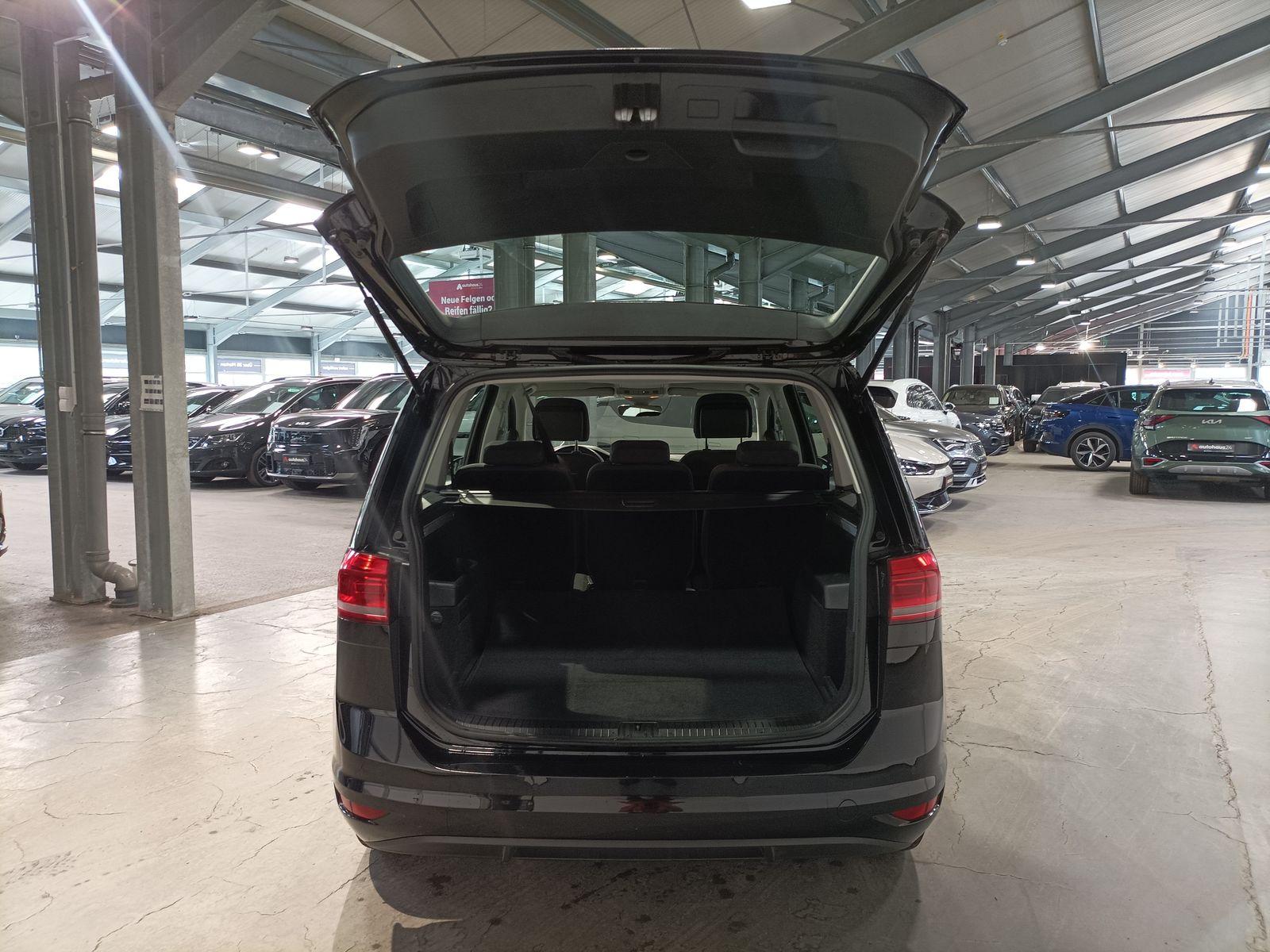 Volkswagen Touran 1.5 TSI Comfortl. App ParkPilot Sitzheiz, миниатюра 6