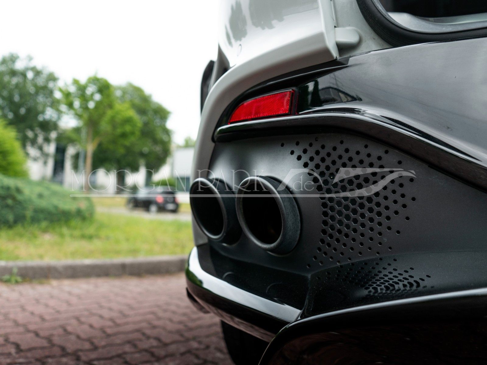 Fahrzeugabbildung Aston Martin DBX 707 1.Hd. MwSt. *Sonderlack* VOLL