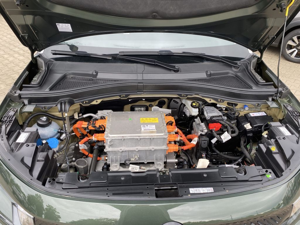 Fahrzeugabbildung Citroën e-C3 Aircross MAX *11 kW*Winter-Pak*Cam*Navi*