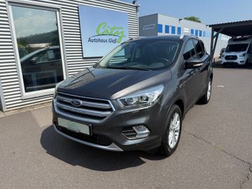 Ford Kuga Titanium+Xenon+SHZ+Navi+AHK