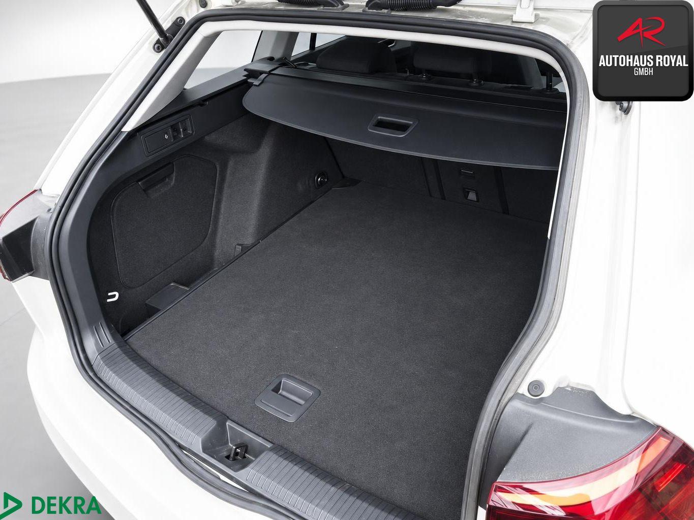 Volkswagen Golf VIII Variant 2.0 TDI LIFE ACC,KAMERA,AHK, миниатюра 6