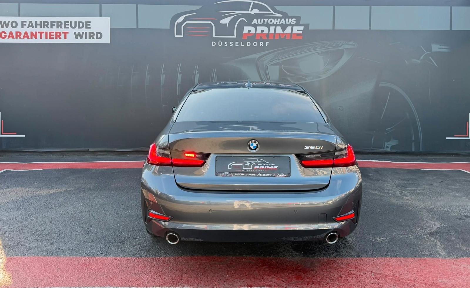BMW 320i Limousine*Advantage*Shadow*LED*PDC