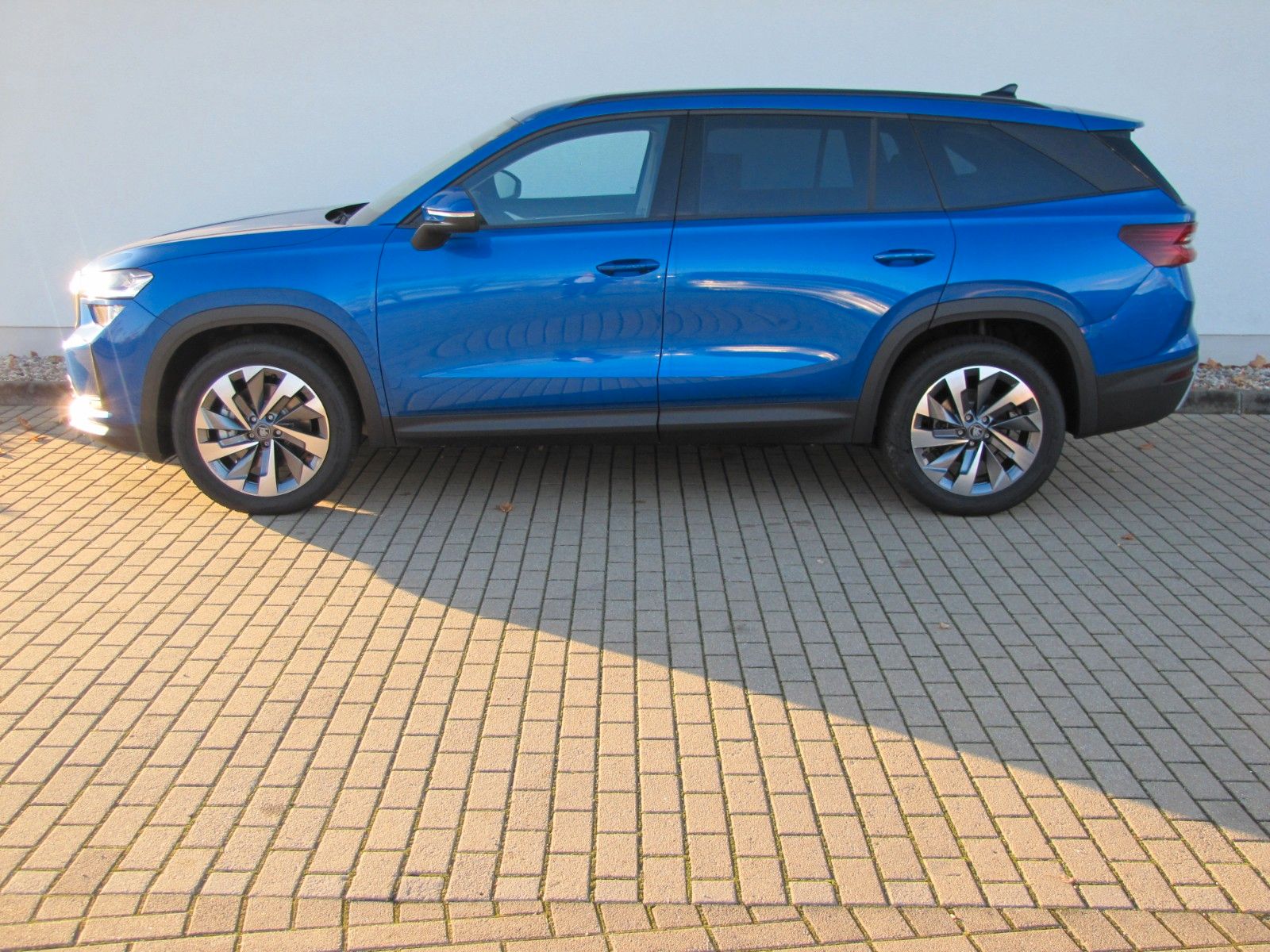 Fahrzeugabbildung SKODA Kodiaq Selection 2.0 TDI 150PS 7-Gang DSG