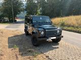 Land Rover Defender 110 TD4 Station Wagon E E - Land Rover Defender: Schwarz