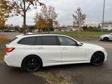 BMW 330i xDrive Touring M Sport A. M Sport - BMW 330: Kombi, 330i Xdrive