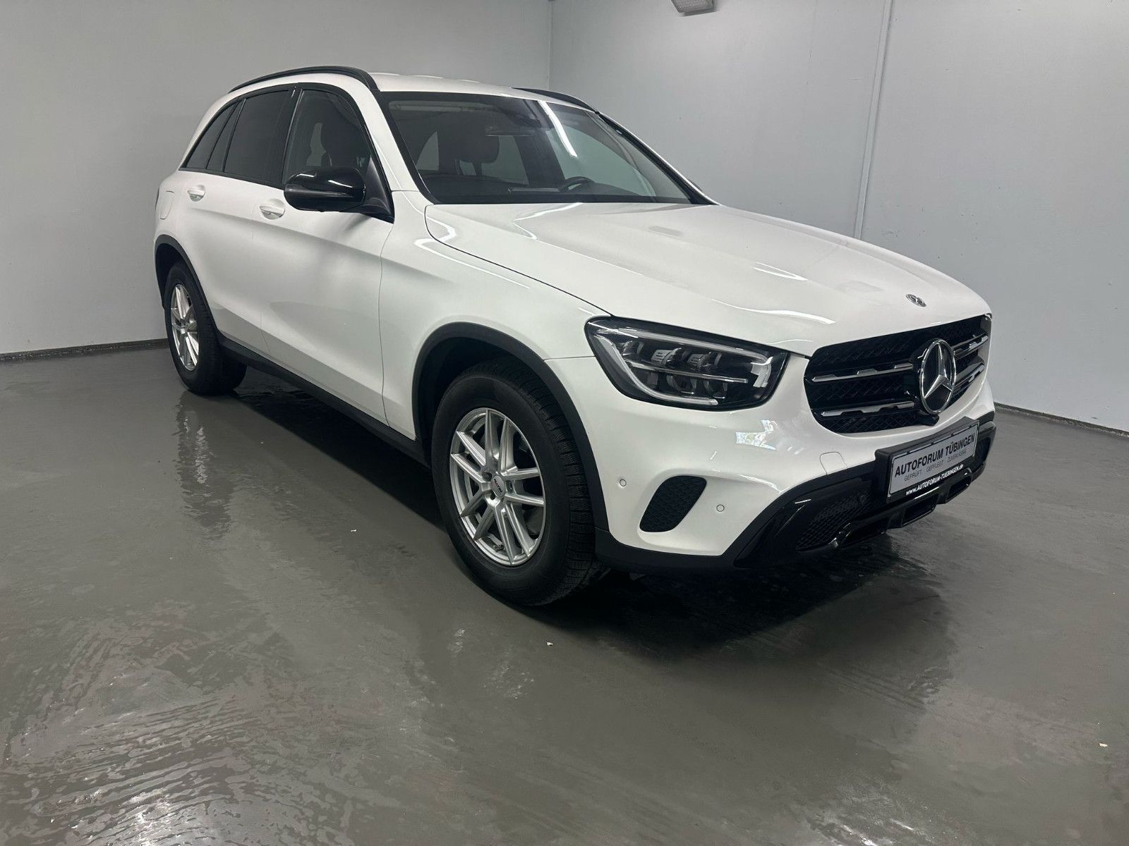 Fahrzeugabbildung Mercedes-Benz GLC 300 d 4MATIC Autom.*NIGHT*360*SPUR*IHC*LED