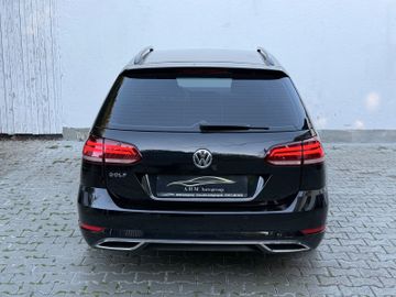 Volkswagen Golf - 6
