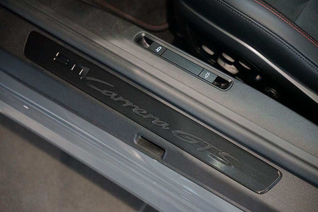 PORSCHE 992.2 Carrera GTS Cabriolet | HD-Matrix | BOSE PORSCHE 992.2 Carrera GTS Cabriolet | HD-Matrix | BOSE