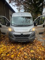 Citroën Jumper - Citroën Jumper aus 2016 mit Diesel-Antrieb: Kleinbus