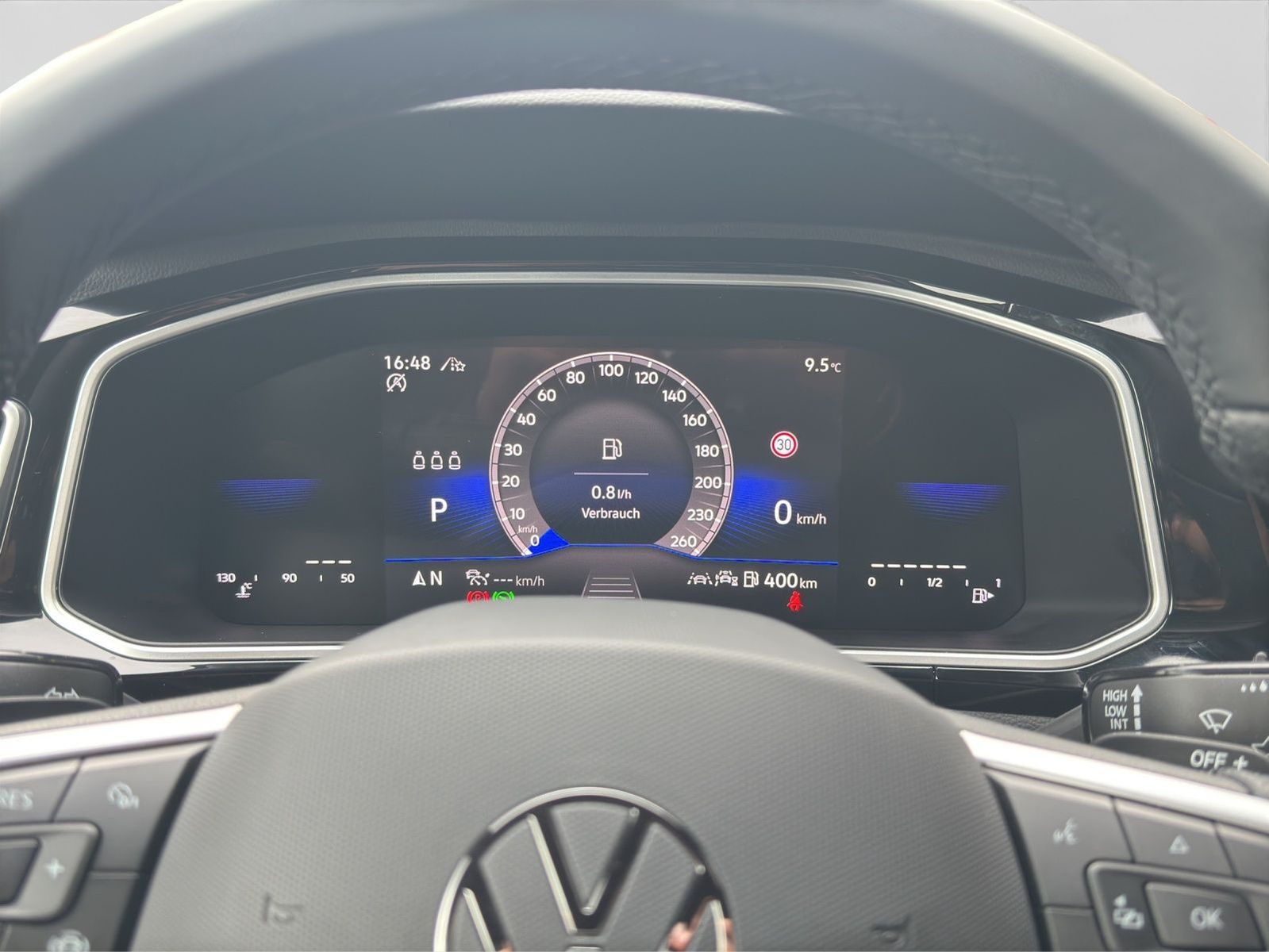 Volkswagen T-Roc - Bild 10