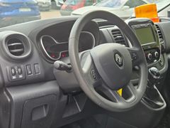Fahrzeugabbildung Trafic Combi L2H1 2,8t Life 2.0 dCi 120 EU6d-T