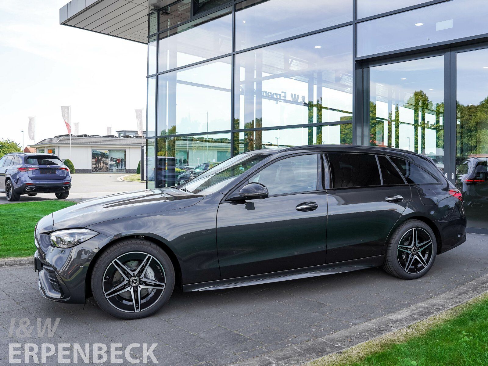 Fahrzeugabbildung Mercedes-Benz C 300 de T Edition AMG Distronic AHK Pano Memory