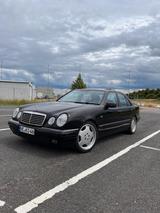 Mercedes-Benz Mercedes E240 W210 Avantgarde - Mercedes-Benz E 240 aus 1998