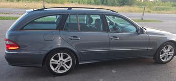 صورة 5 لـ 2009 Mercedes-BENZ E 280