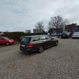 Mercedes-Benz E 250 T AVANTGARDE Autom.Navi.Xenon.Sitzhezung. - Gebrauchtwagen in Kiel