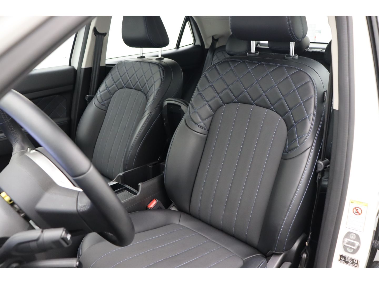 Fahrzeugabbildung GWM ORA 03 300 ACC Digitales Cockpit Totwinkelass.
